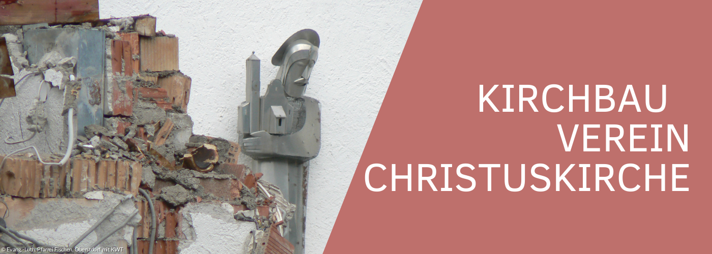 Christusfigur vor einer Baustelle