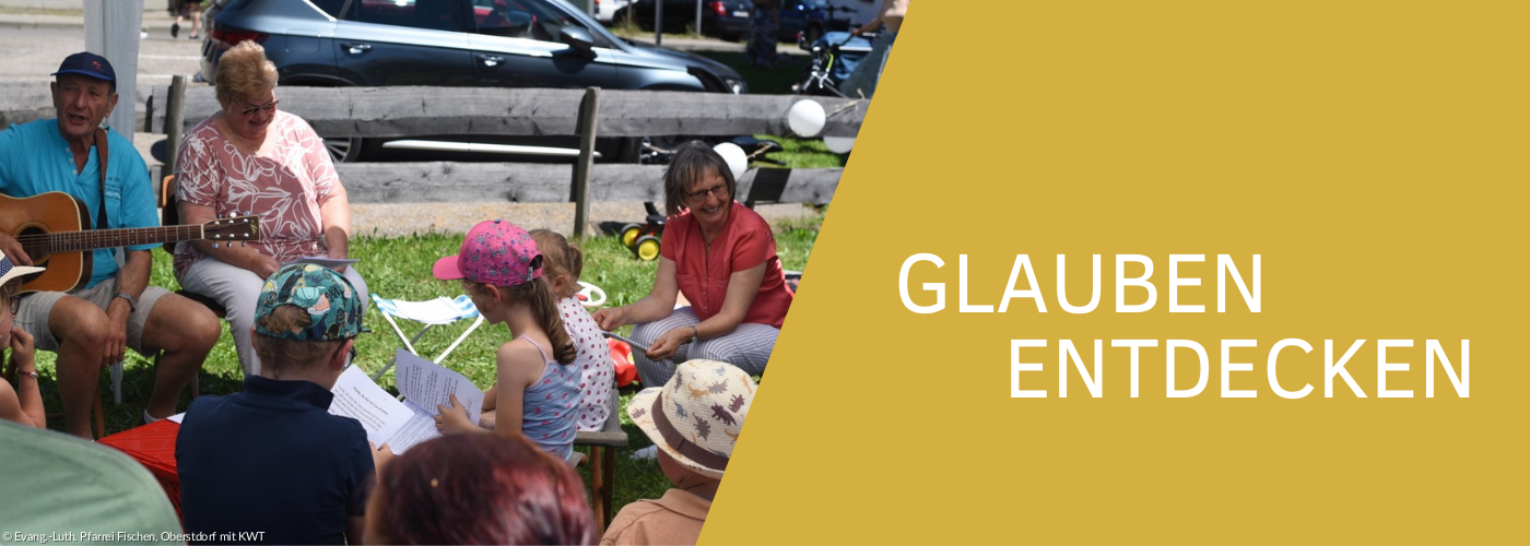 Familiengottesdienst im Grünen im Sitzkreis